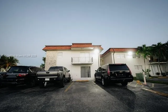 Hialeah, Florida 33012, 2 Bedrooms Bedrooms, ,1 BathroomBathrooms,Residential,For Sale,A11913469