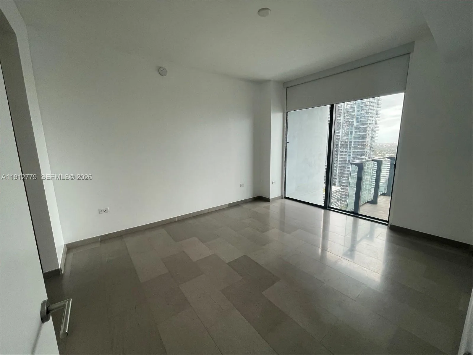68 Se 6th St 3806, Miami, Florida 33131, Miami, Florida 33131, 1 Bedroom Bedrooms, ,1 BathroomBathrooms,Residential,For Sale,68 Se 6th St 3806, Miami, Florida 33131,A11912779