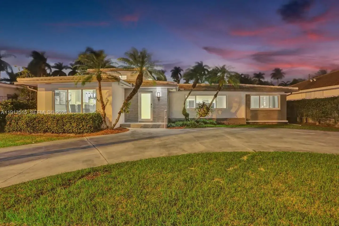 1241 Hollywood Blvd, Hollywood, Florida 33019, Hollywood, Florida 33019, 6 Bedrooms Bedrooms, ,4 BathroomsBathrooms,Residential Lease,For Rent,1241 Hollywood Blvd, Hollywood, Florida 33019,A11913515