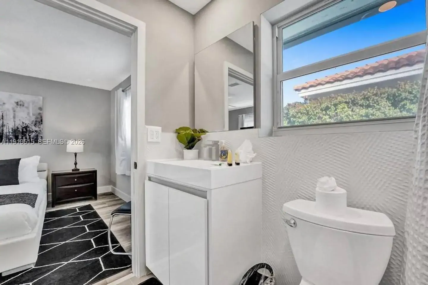 1241 Hollywood Blvd, Hollywood, Florida 33019, Hollywood, Florida 33019, 6 Bedrooms Bedrooms, ,4 BathroomsBathrooms,Residential Lease,For Rent,1241 Hollywood Blvd, Hollywood, Florida 33019,A11913515