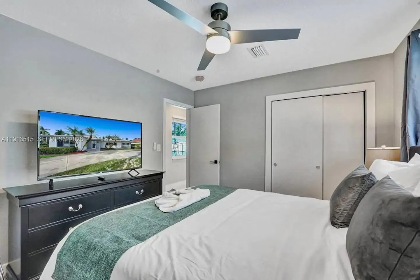 1241 Hollywood Blvd, Hollywood, Florida 33019, Hollywood, Florida 33019, 6 Bedrooms Bedrooms, ,4 BathroomsBathrooms,Residential Lease,For Rent,1241 Hollywood Blvd, Hollywood, Florida 33019,A11913515
