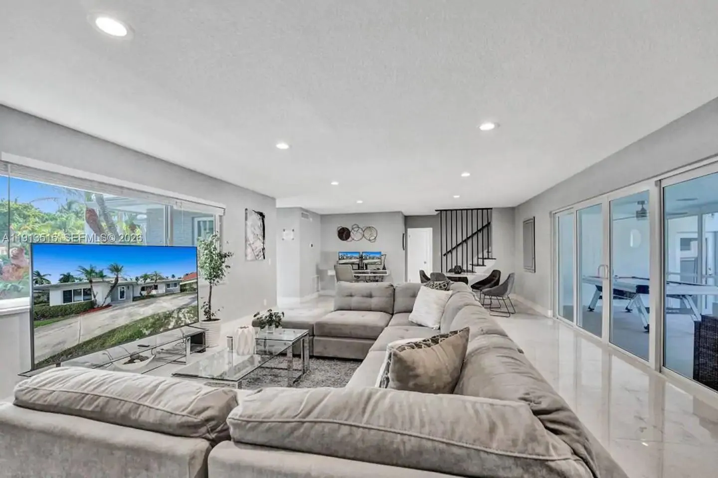 1241 Hollywood Blvd, Hollywood, Florida 33019, Hollywood, Florida 33019, 6 Bedrooms Bedrooms, ,4 BathroomsBathrooms,Residential Lease,For Rent,1241 Hollywood Blvd, Hollywood, Florida 33019,A11913515