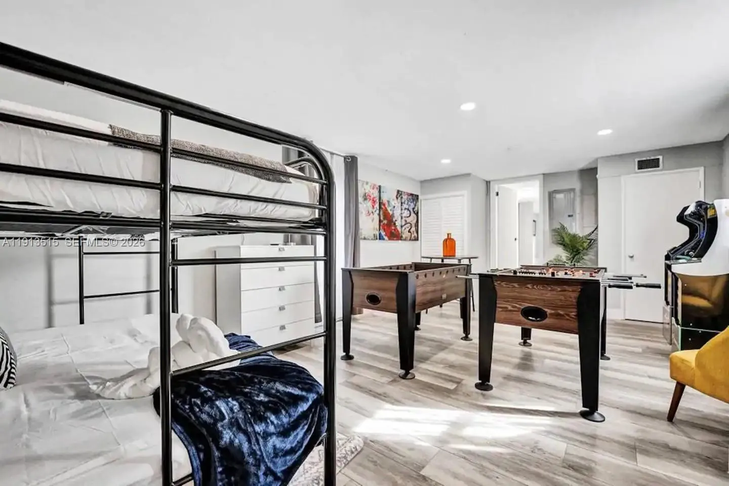 1241 Hollywood Blvd, Hollywood, Florida 33019, Hollywood, Florida 33019, 6 Bedrooms Bedrooms, ,4 BathroomsBathrooms,Residential Lease,For Rent,1241 Hollywood Blvd, Hollywood, Florida 33019,A11913515