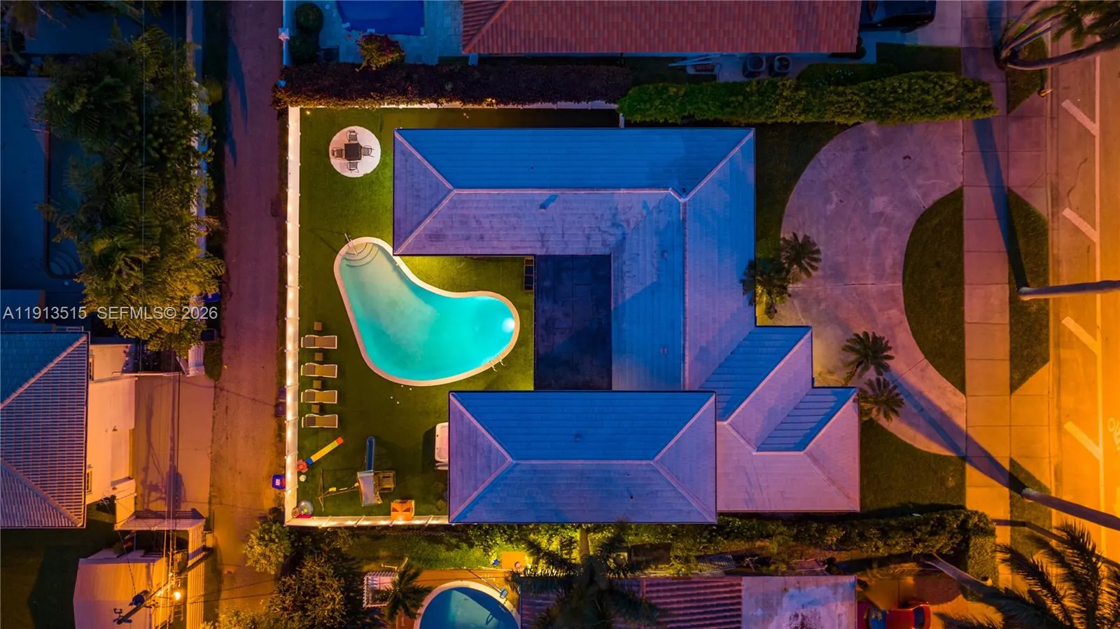 1241 Hollywood Blvd, Hollywood, Florida 33019, Hollywood, Florida 33019, 6 Bedrooms Bedrooms, ,4 BathroomsBathrooms,Residential Lease,For Rent,1241 Hollywood Blvd, Hollywood, Florida 33019,A11913515