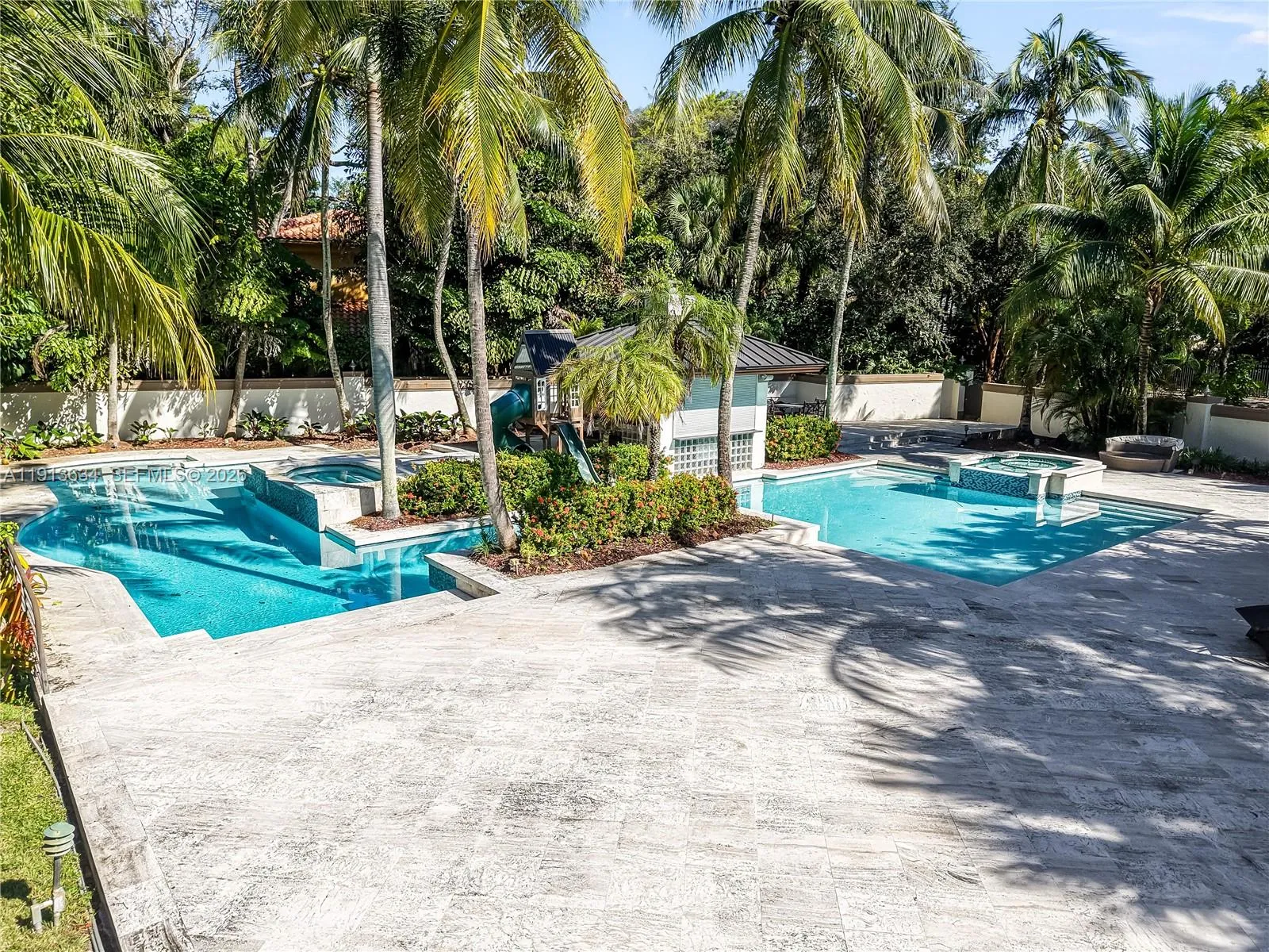 10395 Sw 67th Ave, Pinecrest, Florida 33156, Pinecrest, Florida 33156, 7 Bedrooms Bedrooms, ,5 BathroomsBathrooms,Residential,For Sale,10395 Sw 67th Ave, Pinecrest, Florida 33156,A11913634