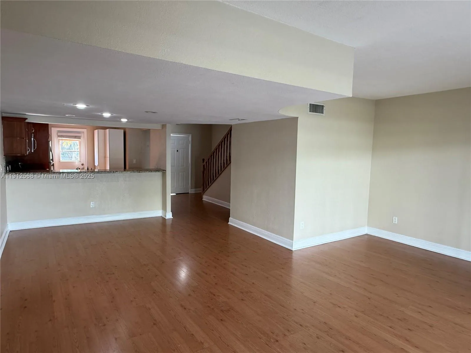 3745 Ne 171st St 40, North Miami Beach, Florida 33, North Miami Beach, Florida 33160, 2 Bedrooms Bedrooms, ,2 BathroomsBathrooms,Residential Lease,For Rent,3745 Ne 171st St 40, North Miami Beach, Florida 33,A11912568