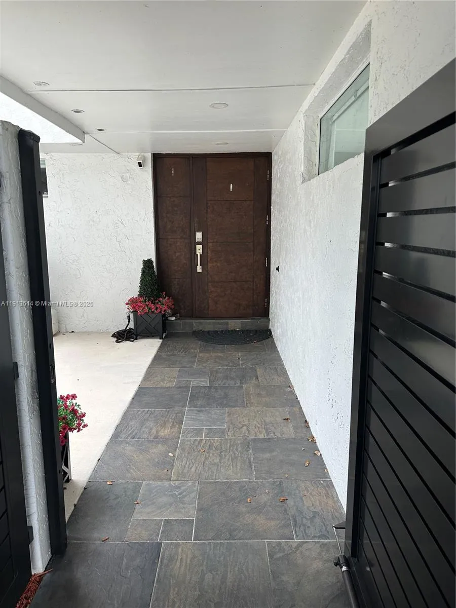 11370 Sw 113th Ter, Miami, Florida 33176, Miami, Florida 33176, 3 Bedrooms Bedrooms, ,2 BathroomsBathrooms,Residential,For Sale,11370 Sw 113th Ter, Miami, Florida 33176,A11913514
