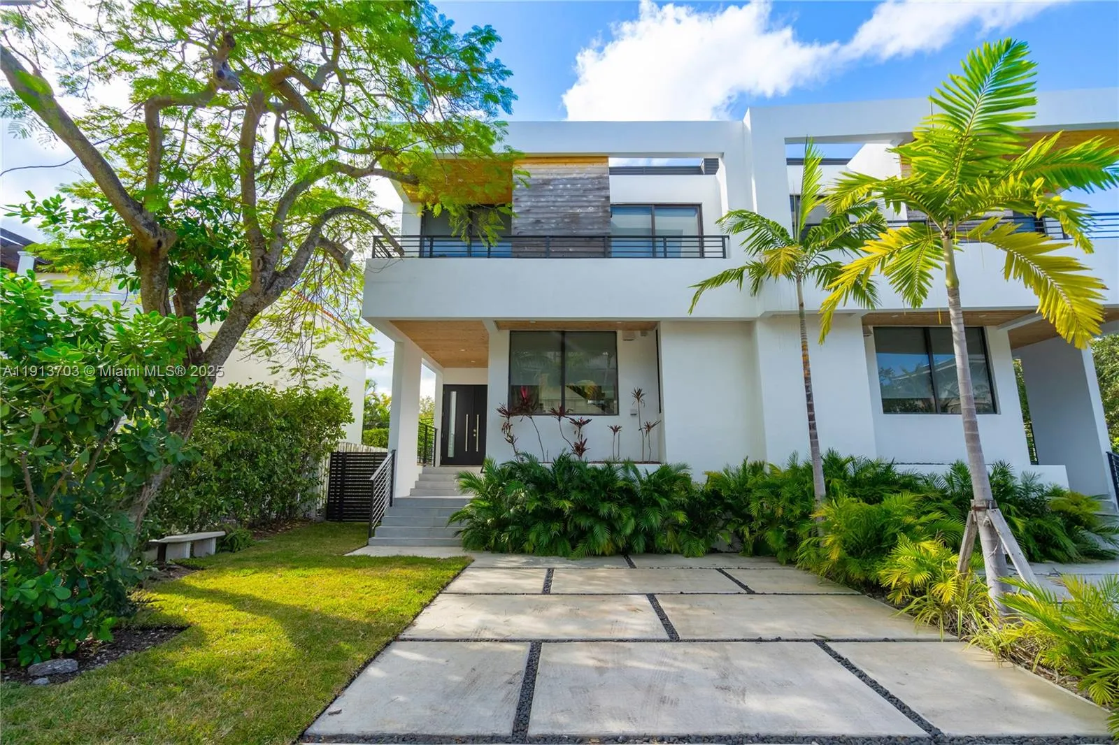 570 Fernwood Rd, Key Biscayne, Florida 33149, Key Biscayne, Florida 33149, 3 Bedrooms Bedrooms, ,3 BathroomsBathrooms,Residential Lease,For Rent,570 Fernwood Rd, Key Biscayne, Florida 33149,A11913703 570 Fernwood Rd, Key Biscayne, Florida 33149, Key Biscayne, Florida 33149, 3 Bedrooms Bedrooms, ,3 BathroomsBathrooms,Residential Lease,For Rent,570 Fernwood Rd, Key Biscayne, Florida 33149,A11913703
