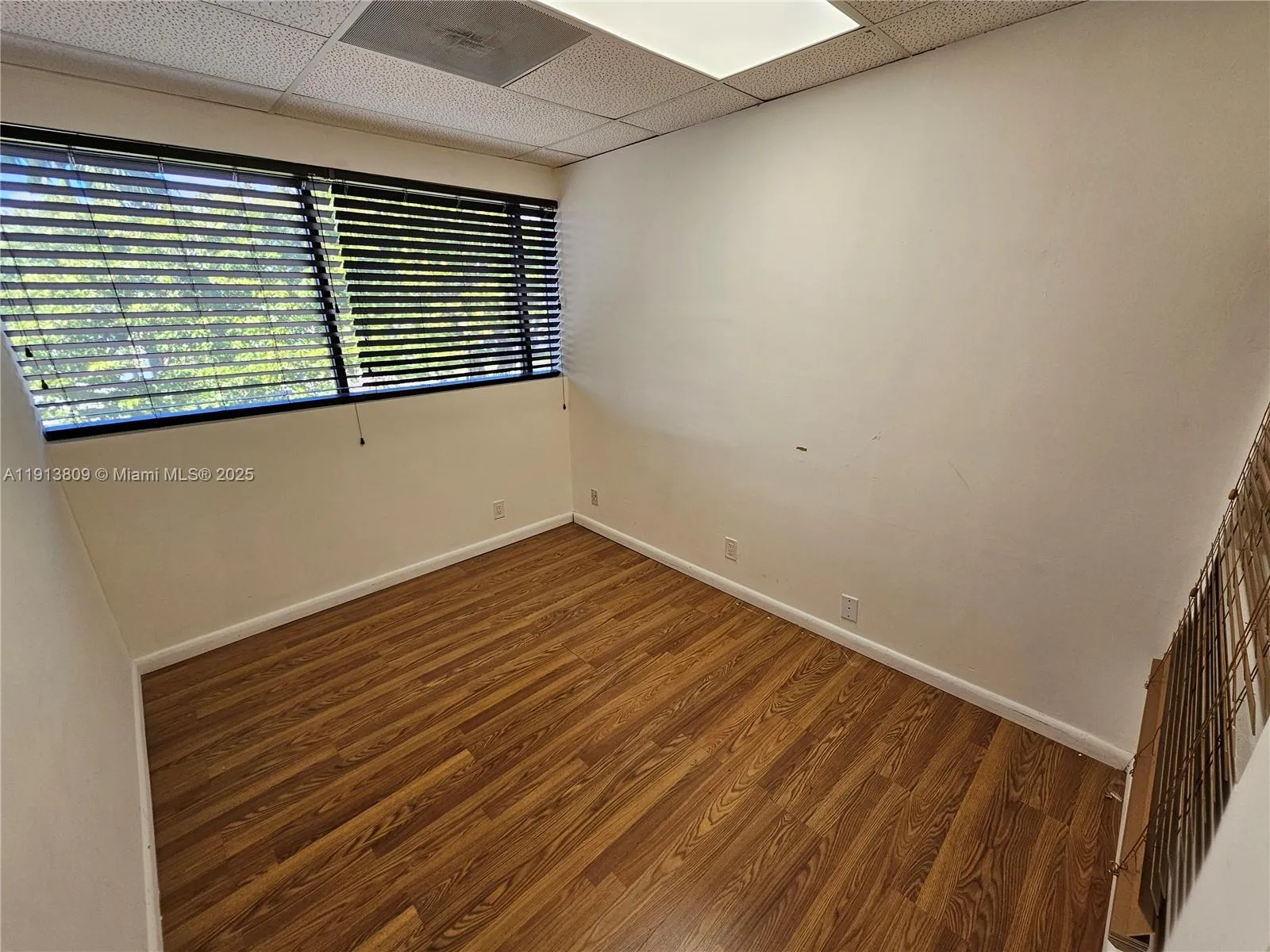 501 Golden Isles Dr 204d, Hallandale Beach, Florid, Hallandale Beach, Florida 33009, ,Commercial Lease,For Rent,501 Golden Isles Dr 204d, Hallandale Beach, Florid,A11913809