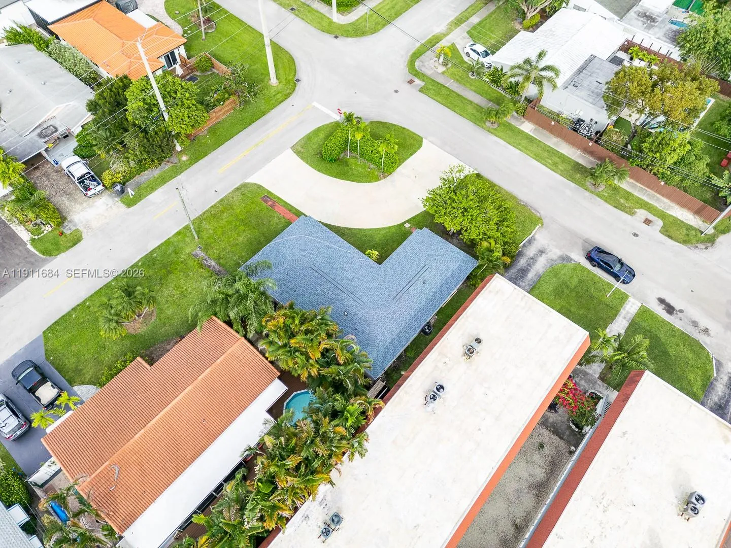 1508 E Garfield St, Hollywood, Florida 33020, Hollywood, Florida 33020, ,Residential Income,For Sale,1508 E Garfield St, Hollywood, Florida 33020,A11911684