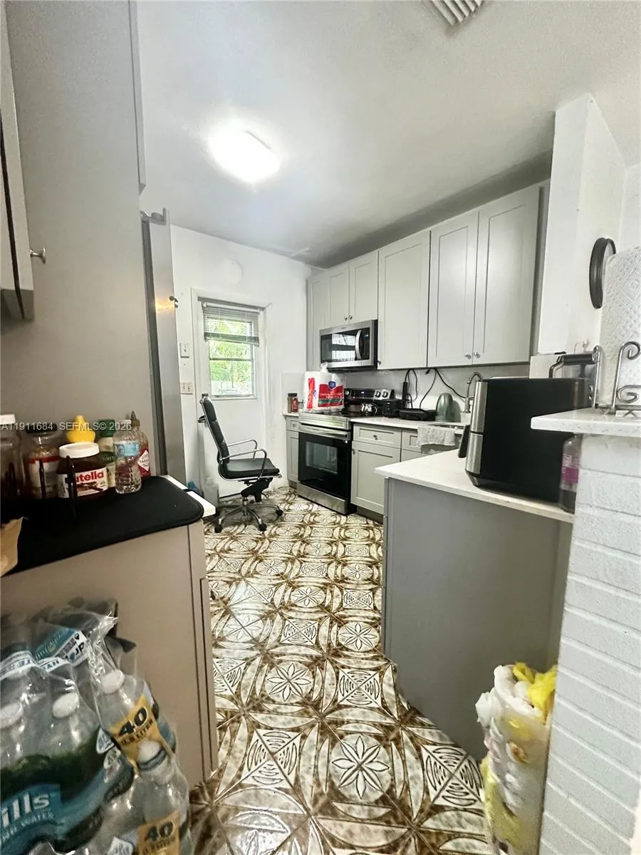 1508 E Garfield St, Hollywood, Florida 33020, Hollywood, Florida 33020, ,Residential Income,For Sale,1508 E Garfield St, Hollywood, Florida 33020,A11911684