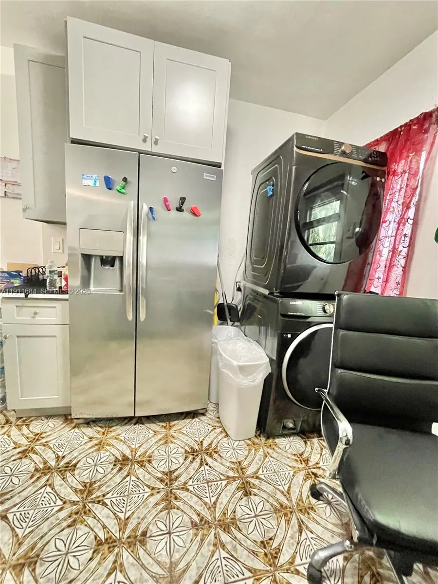 1508 E Garfield St, Hollywood, Florida 33020, Hollywood, Florida 33020, ,Residential Income,For Sale,1508 E Garfield St, Hollywood, Florida 33020,A11911684