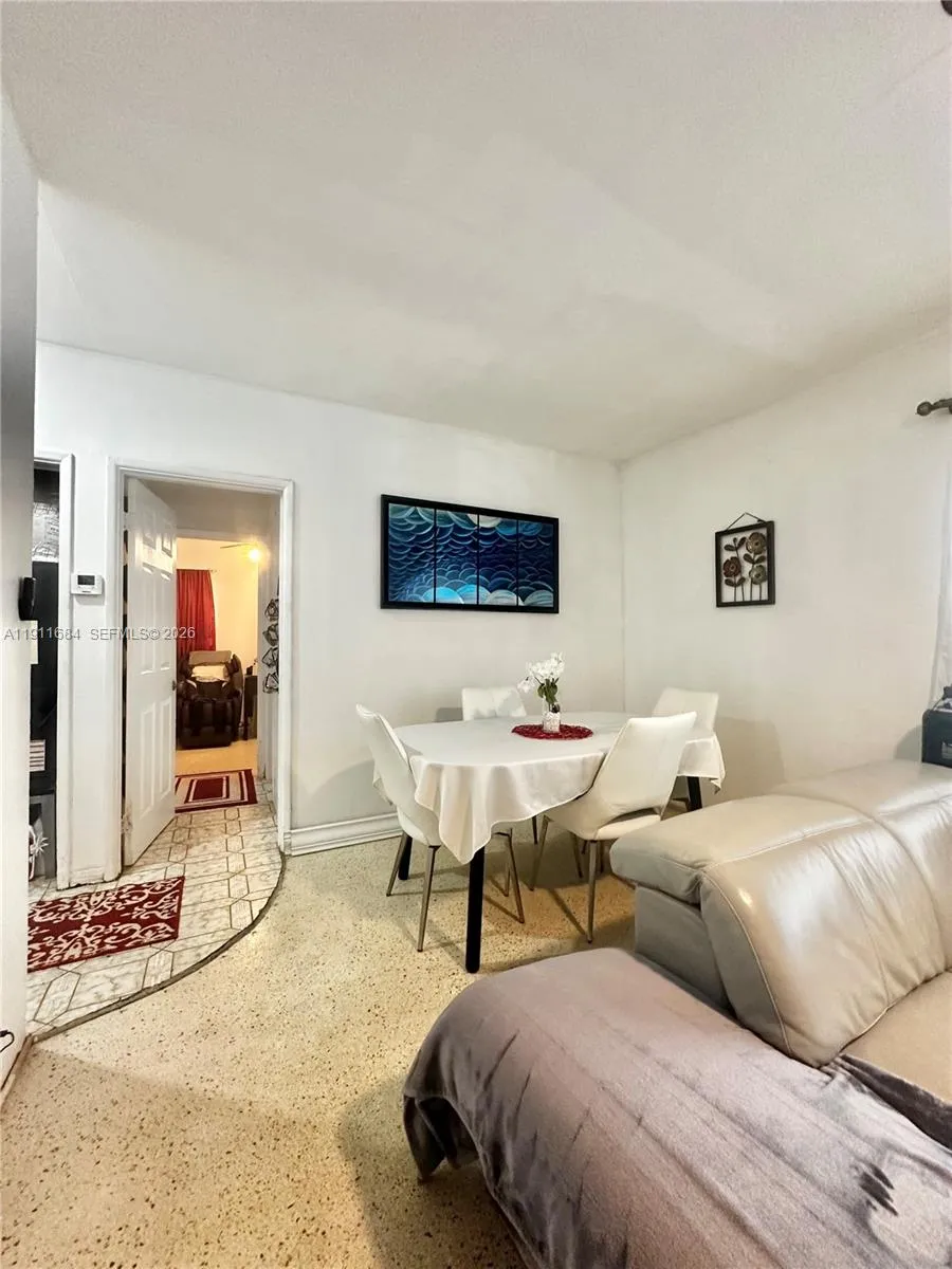 1508 E Garfield St, Hollywood, Florida 33020, Hollywood, Florida 33020, ,Residential Income,For Sale,1508 E Garfield St, Hollywood, Florida 33020,A11911684