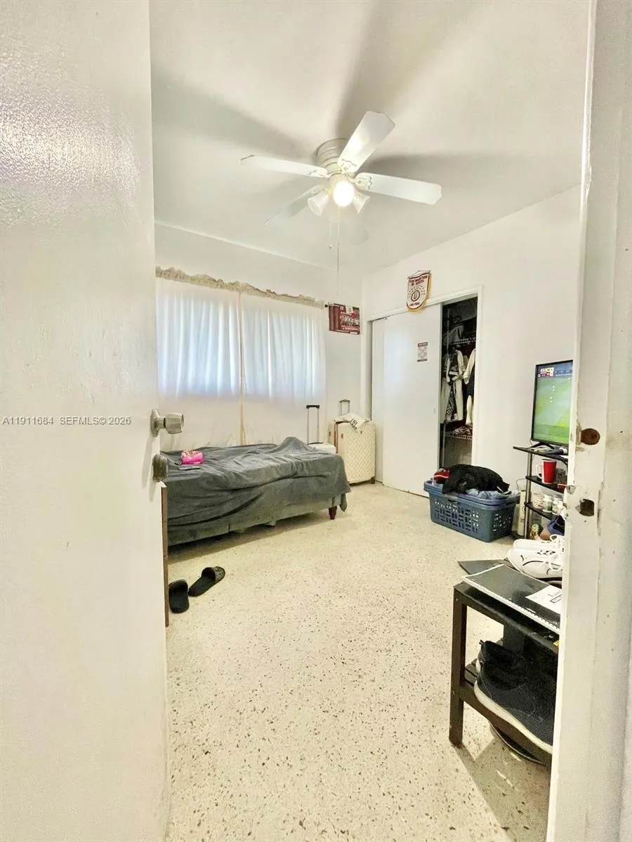 1508 E Garfield St, Hollywood, Florida 33020, Hollywood, Florida 33020, ,Residential Income,For Sale,1508 E Garfield St, Hollywood, Florida 33020,A11911684