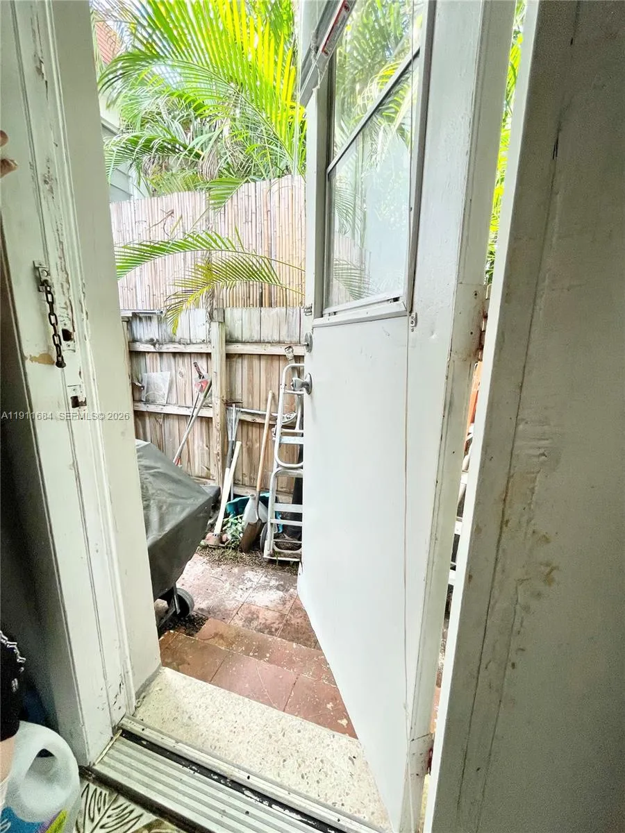 1508 E Garfield St, Hollywood, Florida 33020, Hollywood, Florida 33020, ,Residential Income,For Sale,1508 E Garfield St, Hollywood, Florida 33020,A11911684