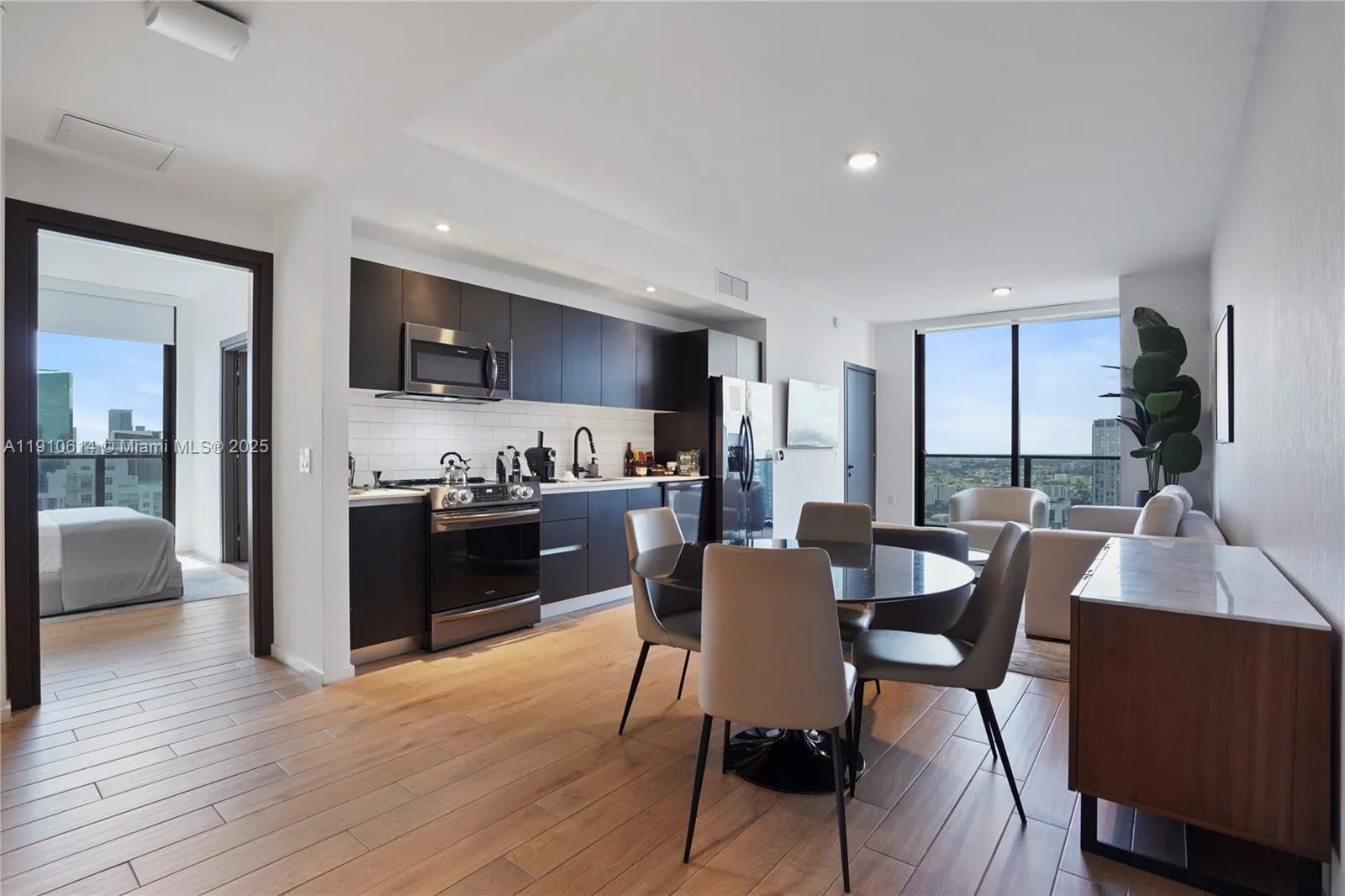 398 Ne 5th St 3618, Miami, Florida 33132, Miami, Florida 33132, 3 Bedrooms Bedrooms, ,3 BathroomsBathrooms,Residential,For Sale,398 Ne 5th St 3618, Miami, Florida 33132,A11910614 398 Ne 5th St 3618, Miami, Florida 33132, Miami, Florida 33132, 3 Bedrooms Bedrooms, ,3 BathroomsBathrooms,Residential,For Sale,398 Ne 5th St 3618, Miami, Florida 33132,A11910614