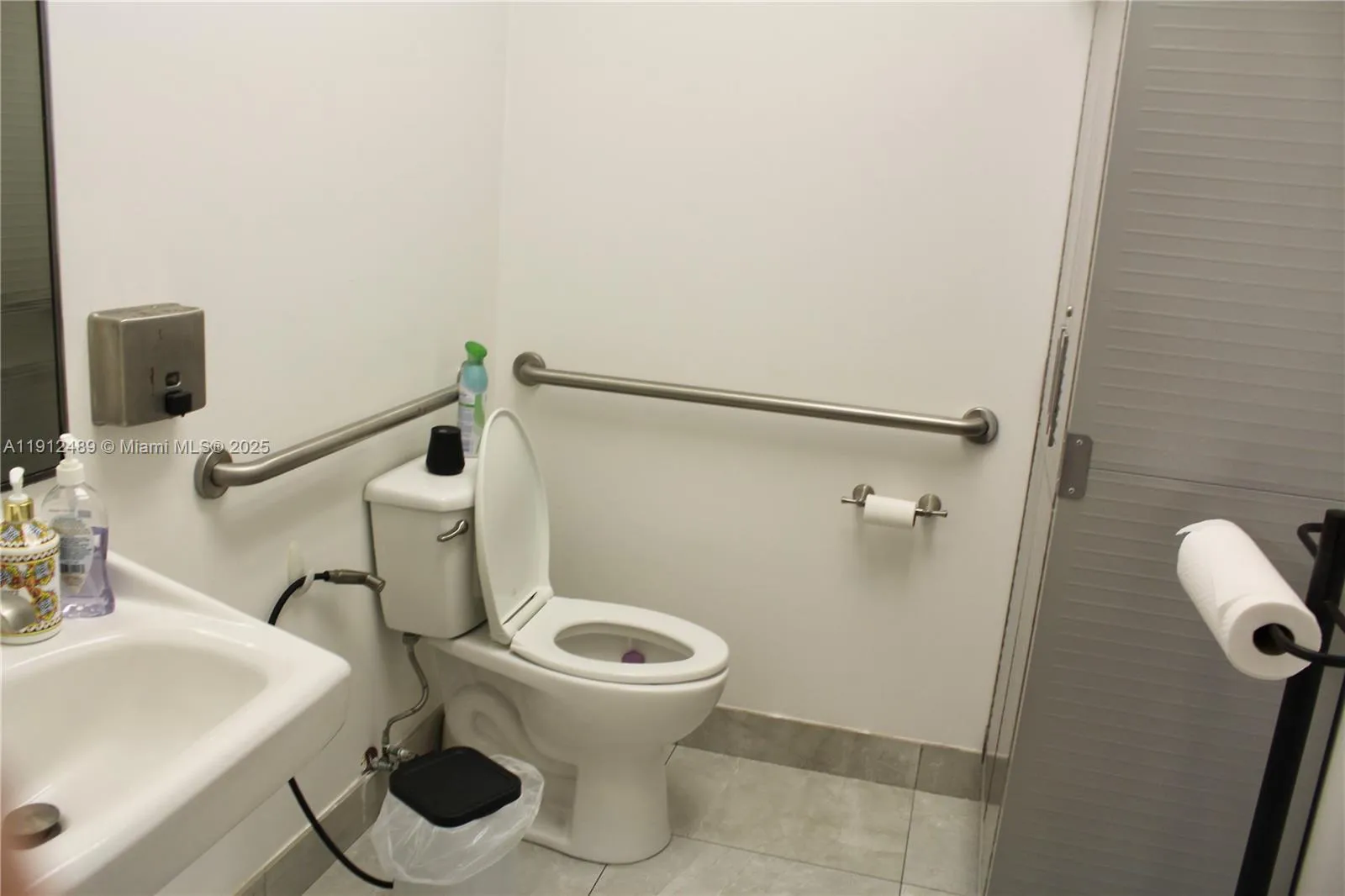 10891 Nw 17th St 140, Sweetwater, Florida 33172, Sweetwater, Florida 33172, ,Commercial Sale,For Sale,10891 Nw 17th St 140, Sweetwater, Florida 33172,A11912489