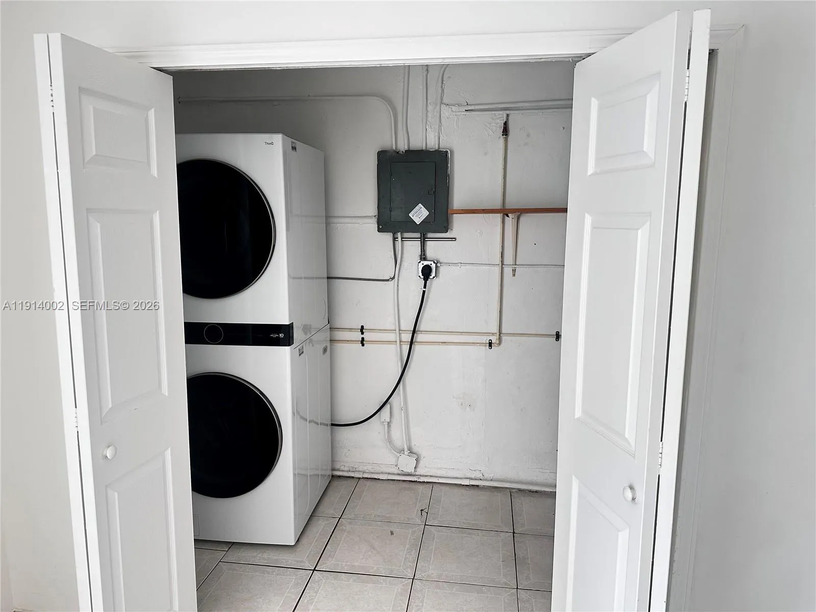 2914 Sw 92nd Ct, Miami, Florida 33165, Miami, Florida 33165, 4 Bedrooms Bedrooms, ,3 BathroomsBathrooms,Residential,For Sale,2914 Sw 92nd Ct, Miami, Florida 33165,A11914002