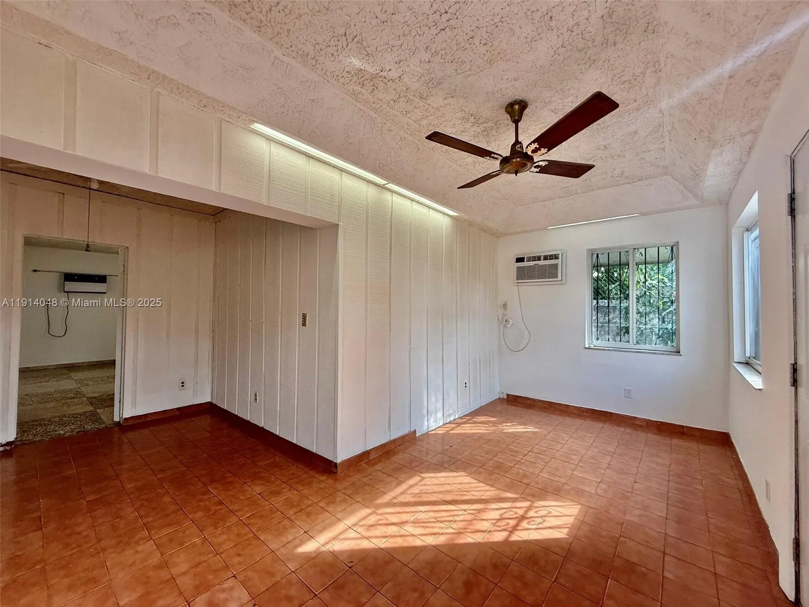 3000 Nw 5th St, Miami, Florida 33125, Miami, Florida 33125, ,Residential Income,For Sale,3000 Nw 5th St, Miami, Florida 33125,A11914048
