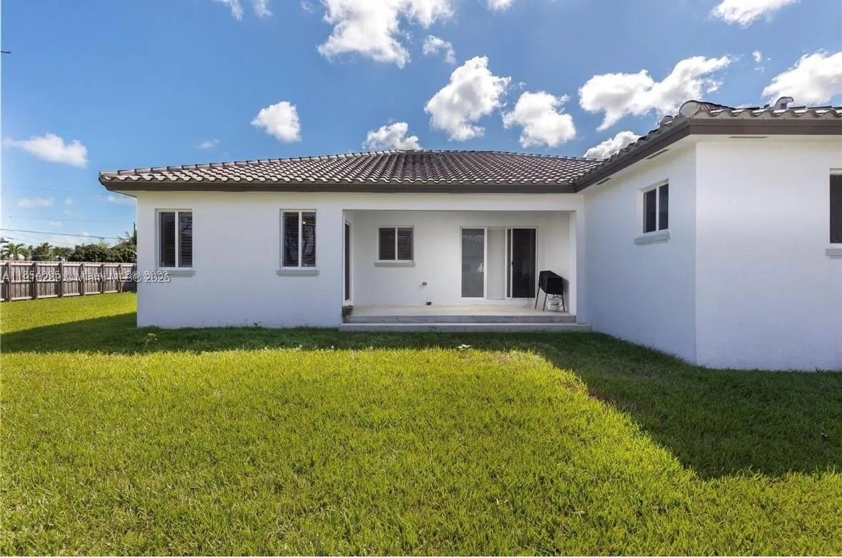 9341 Sw 174th St, Palmetto Bay, Florida 33157, Palmetto Bay, Florida 33157, 4 Bedrooms Bedrooms, ,3 BathroomsBathrooms,Residential,For Sale,9341 Sw 174th St, Palmetto Bay, Florida 33157,A11910289