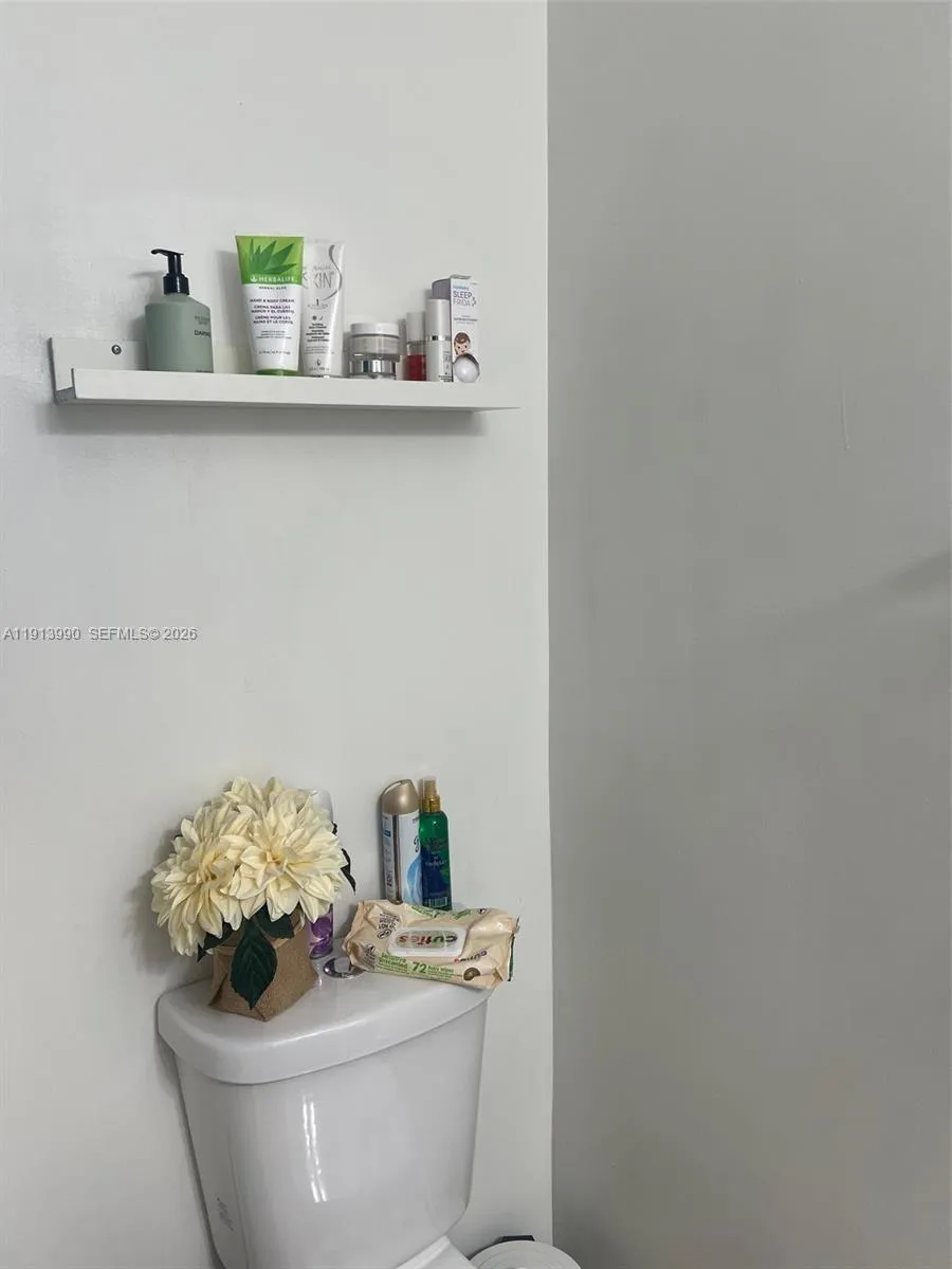 8948 Sw 19th St 909, Miramar, Florida 33025, Miramar, Florida 33025, 2 Bedrooms Bedrooms, ,2 BathroomsBathrooms,Residential,For Sale,8948 Sw 19th St 909, Miramar, Florida 33025,A11913990