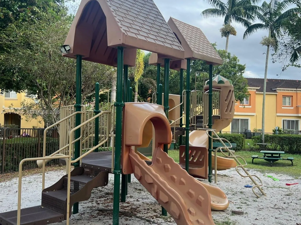 8948 Sw 19th St 909, Miramar, Florida 33025, Miramar, Florida 33025, 2 Bedrooms Bedrooms, ,2 BathroomsBathrooms,Residential,For Sale,8948 Sw 19th St 909, Miramar, Florida 33025,A11913990