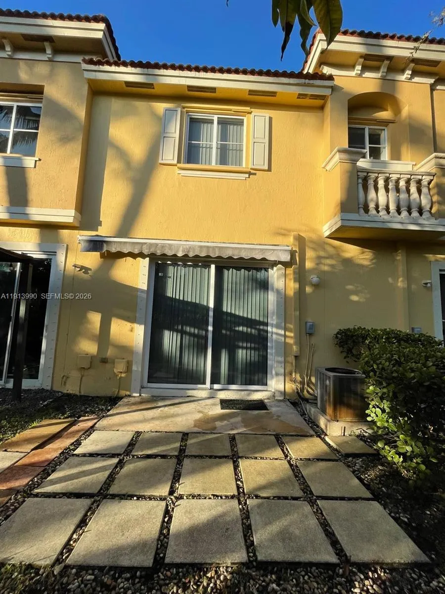 8948 Sw 19th St 909, Miramar, Florida 33025, Miramar, Florida 33025, 2 Bedrooms Bedrooms, ,2 BathroomsBathrooms,Residential,For Sale,8948 Sw 19th St 909, Miramar, Florida 33025,A11913990