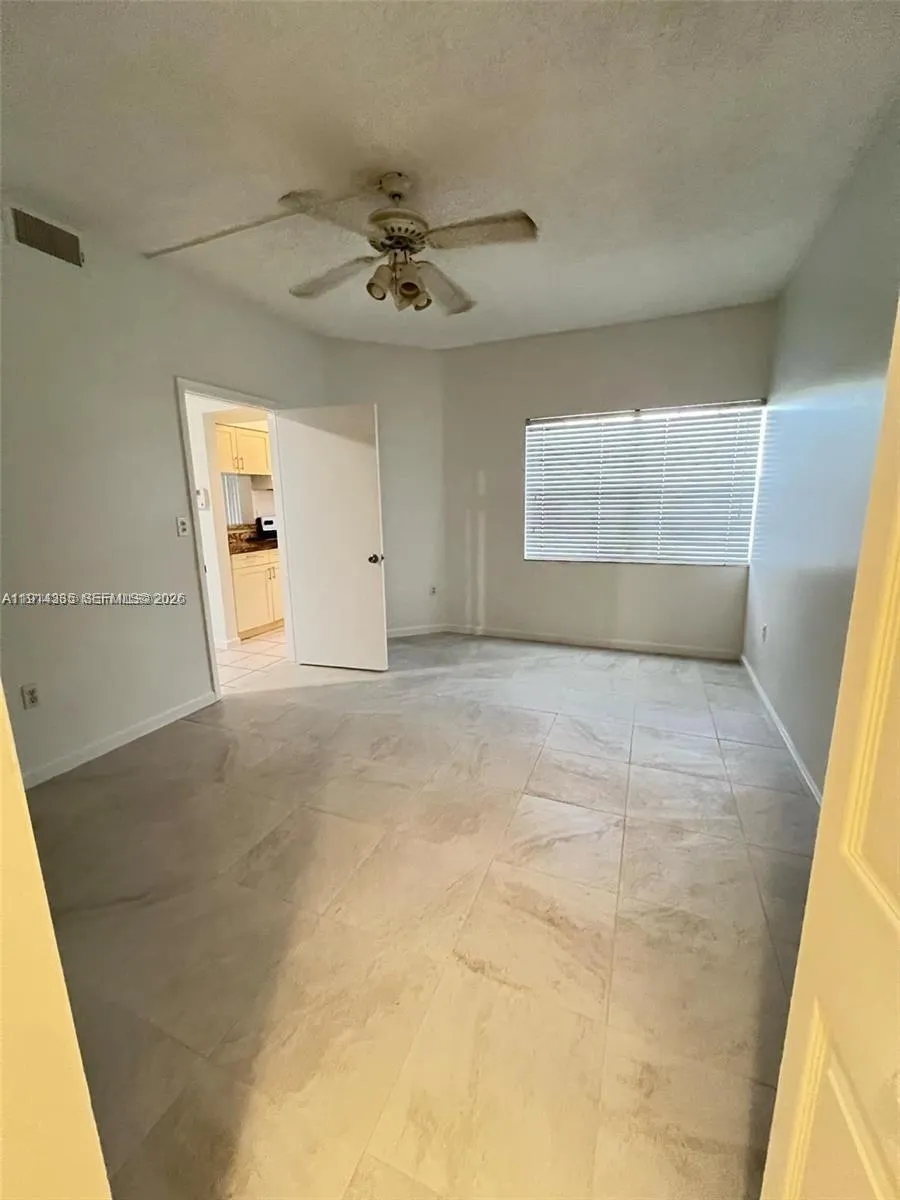 2301 Nw 96th Ter 16e, Pembroke Pines, Florida 3302, Pembroke Pines, Florida 33024, 2 Bedrooms Bedrooms, ,2 BathroomsBathrooms,Residential Lease,For Rent,2301 Nw 96th Ter 16e, Pembroke Pines, Florida 3302,A11914335