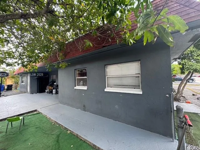 7810 Sw 10th St, North Lauderdale, Florida 33068, North Lauderdale, Florida 33068, ,Residential Income,For Sale,7810 Sw 10th St, North Lauderdale, Florida 33068,A11914357