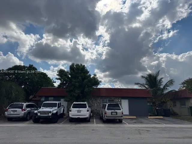 7810 Sw 10th St, North Lauderdale, Florida 33068, North Lauderdale, Florida 33068, ,Residential Income,For Sale,7810 Sw 10th St, North Lauderdale, Florida 33068,A11914357