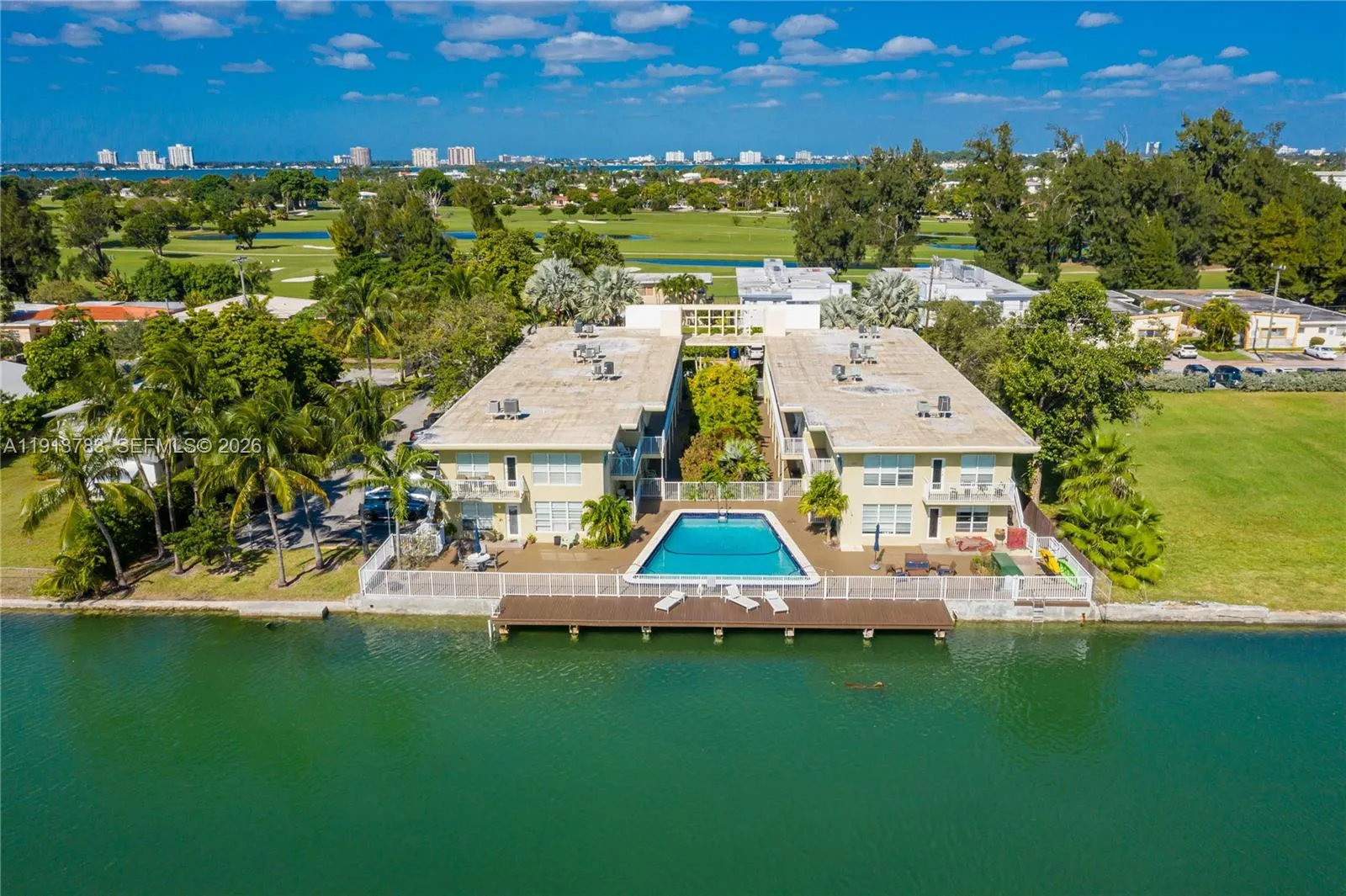 350 S Shore Dr 7, Miami Beach, Florida 33141, Miami Beach, Florida 33141, 1 Bedroom Bedrooms, ,1 BathroomBathrooms,Residential Lease,For Rent,350 S Shore Dr 7, Miami Beach, Florida 33141,A11913783