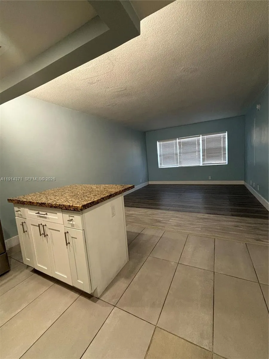 260 S Cypress Rd 103, Pompano Beach, Florida 33060, Pompano Beach, Florida 33060, 1 Bedroom Bedrooms, ,1 BathroomBathrooms,Residential Lease,For Rent,260 S Cypress Rd 103, Pompano Beach, Florida 33060,A11914371