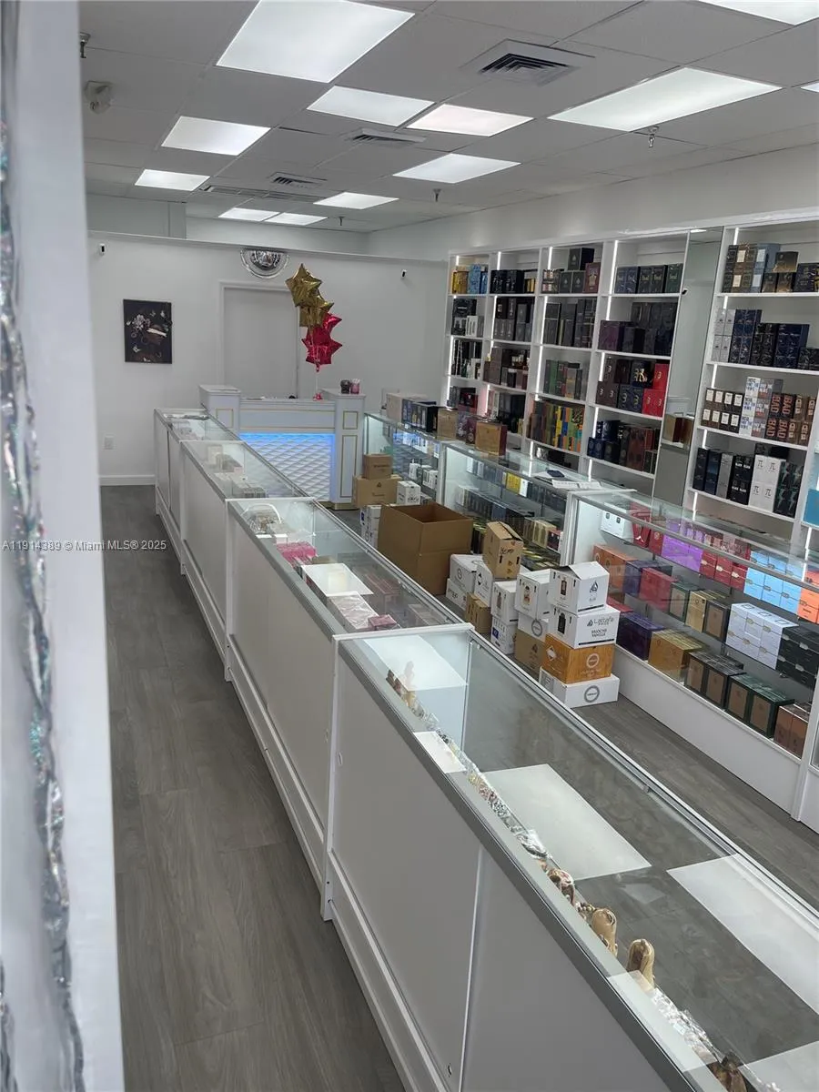 Plantation, Florida 33322, ,Business Opportunity,For Sale,A11914389