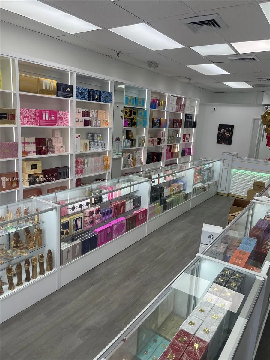 Plantation, Florida 33322, ,Business Opportunity,For Sale,A11914389