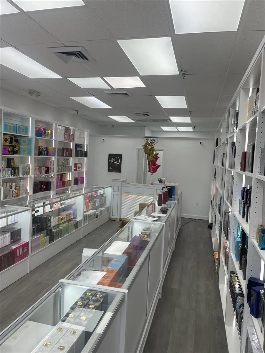 Plantation, Florida 33322, ,Business Opportunity,For Sale,A11914389