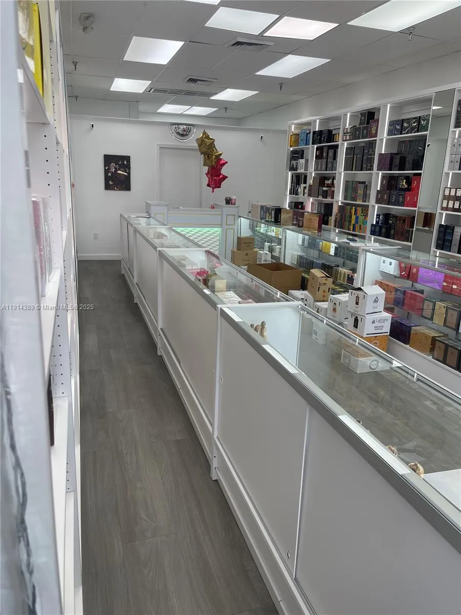 Plantation, Florida 33322, ,Business Opportunity,For Sale,A11914389