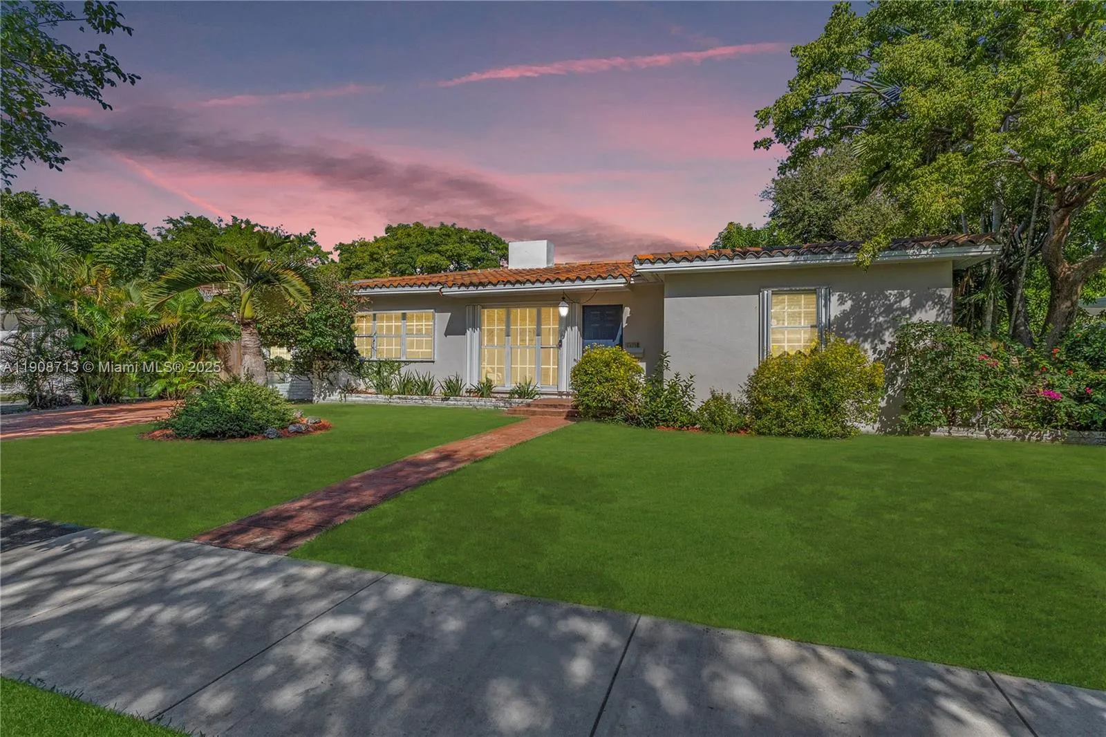 1875 Alamanda Dr, North Miami, Florida 33181, North Miami, Florida 33181, 4 Bedrooms Bedrooms, ,3 BathroomsBathrooms,Residential,For Sale,1875 Alamanda Dr, North Miami, Florida 33181,A11908713
