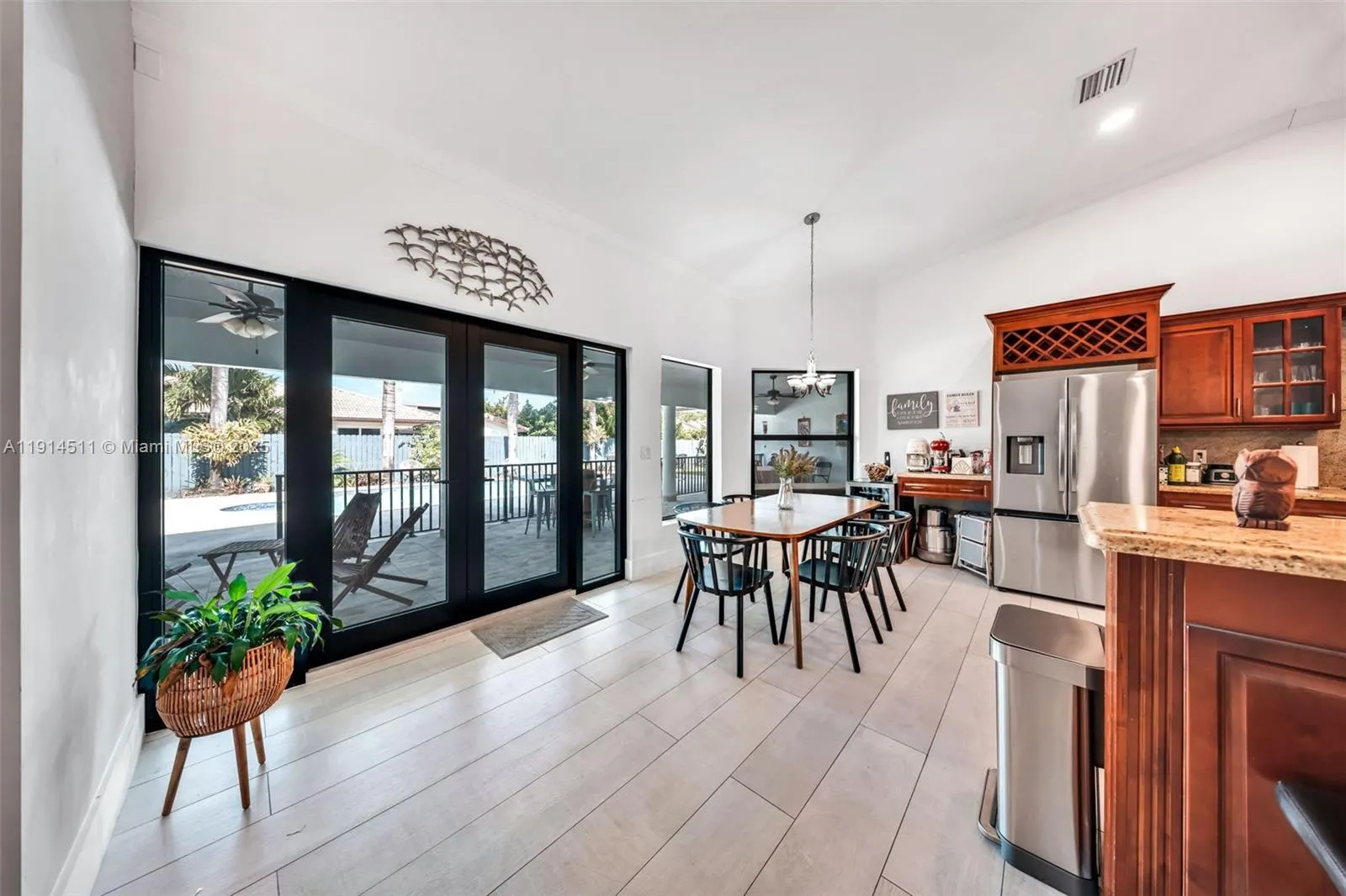 10195 Nw 26th St, Doral, Florida 33172, Doral, Florida 33172, 6 Bedrooms Bedrooms, ,4 BathroomsBathrooms,Residential,For Sale,10195 Nw 26th St, Doral, Florida 33172,A11914511