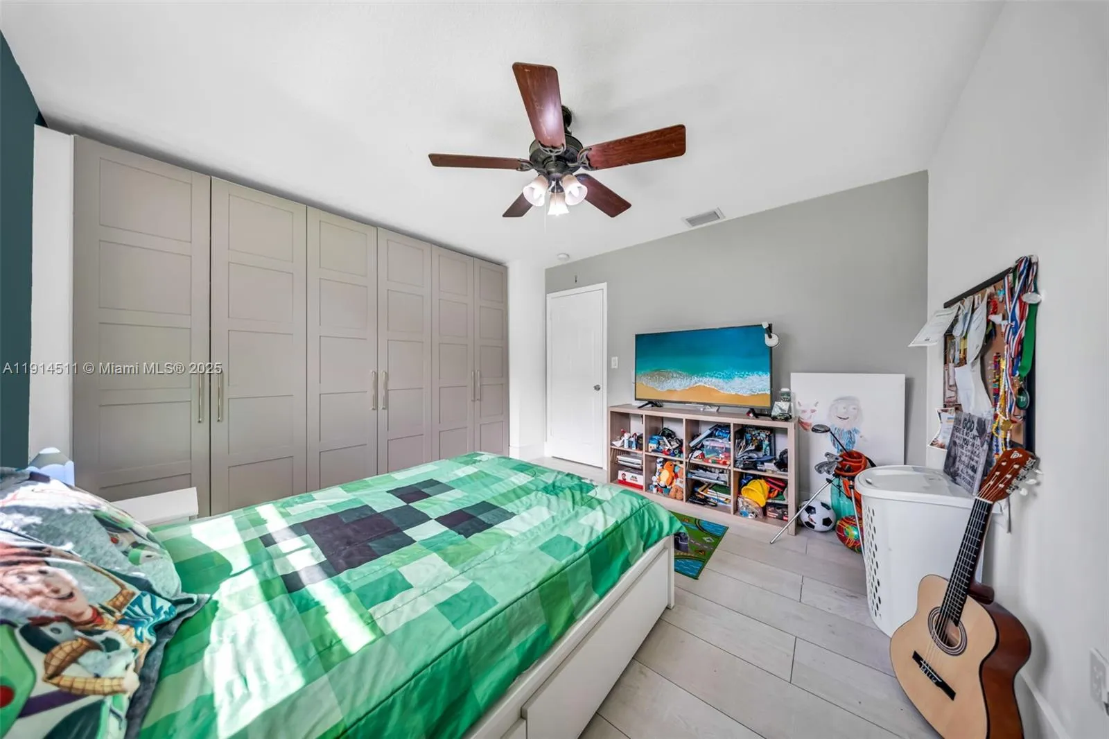 10195 Nw 26th St, Doral, Florida 33172, Doral, Florida 33172, 6 Bedrooms Bedrooms, ,4 BathroomsBathrooms,Residential,For Sale,10195 Nw 26th St, Doral, Florida 33172,A11914511