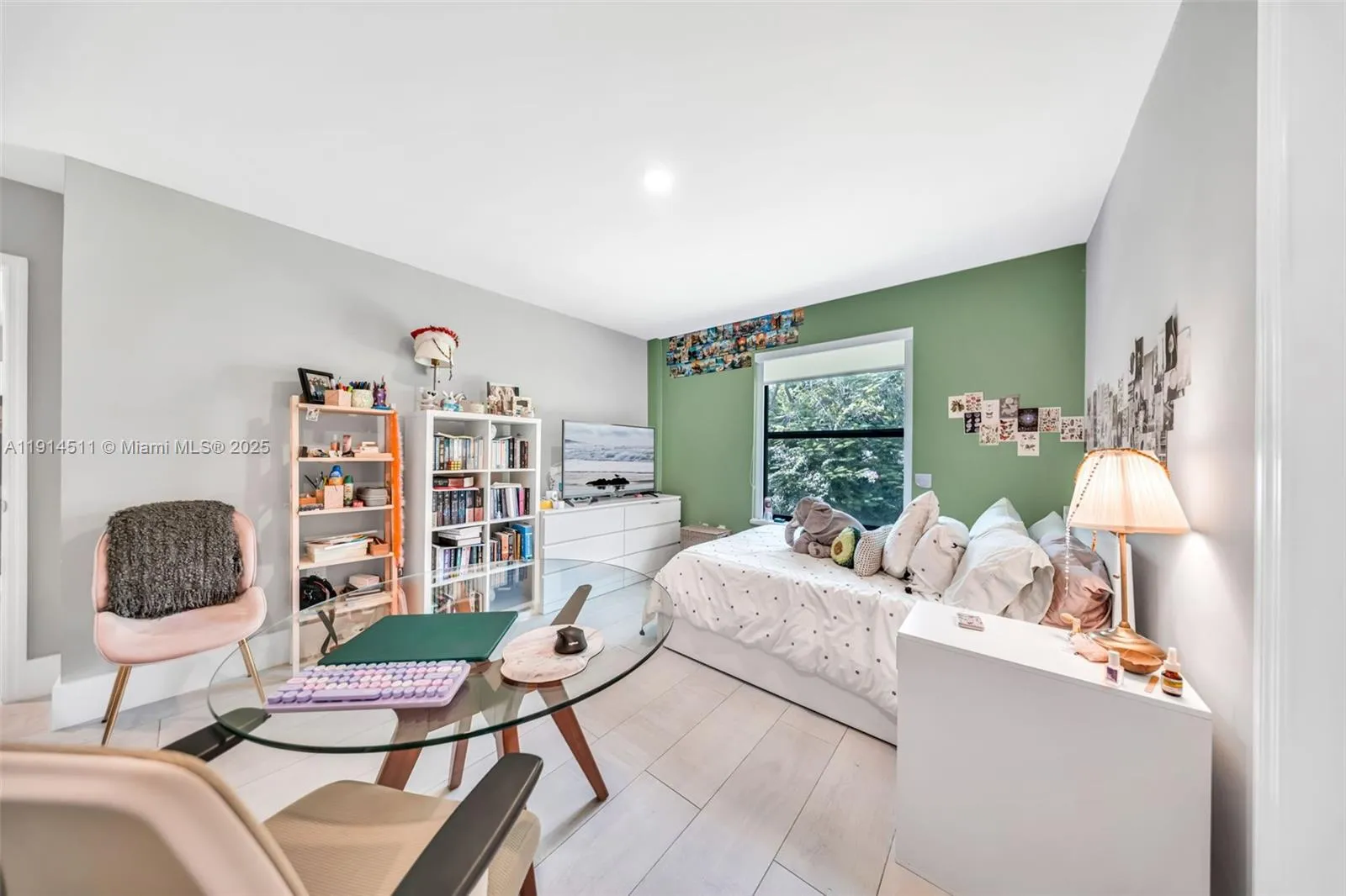 10195 Nw 26th St, Doral, Florida 33172, Doral, Florida 33172, 6 Bedrooms Bedrooms, ,4 BathroomsBathrooms,Residential,For Sale,10195 Nw 26th St, Doral, Florida 33172,A11914511