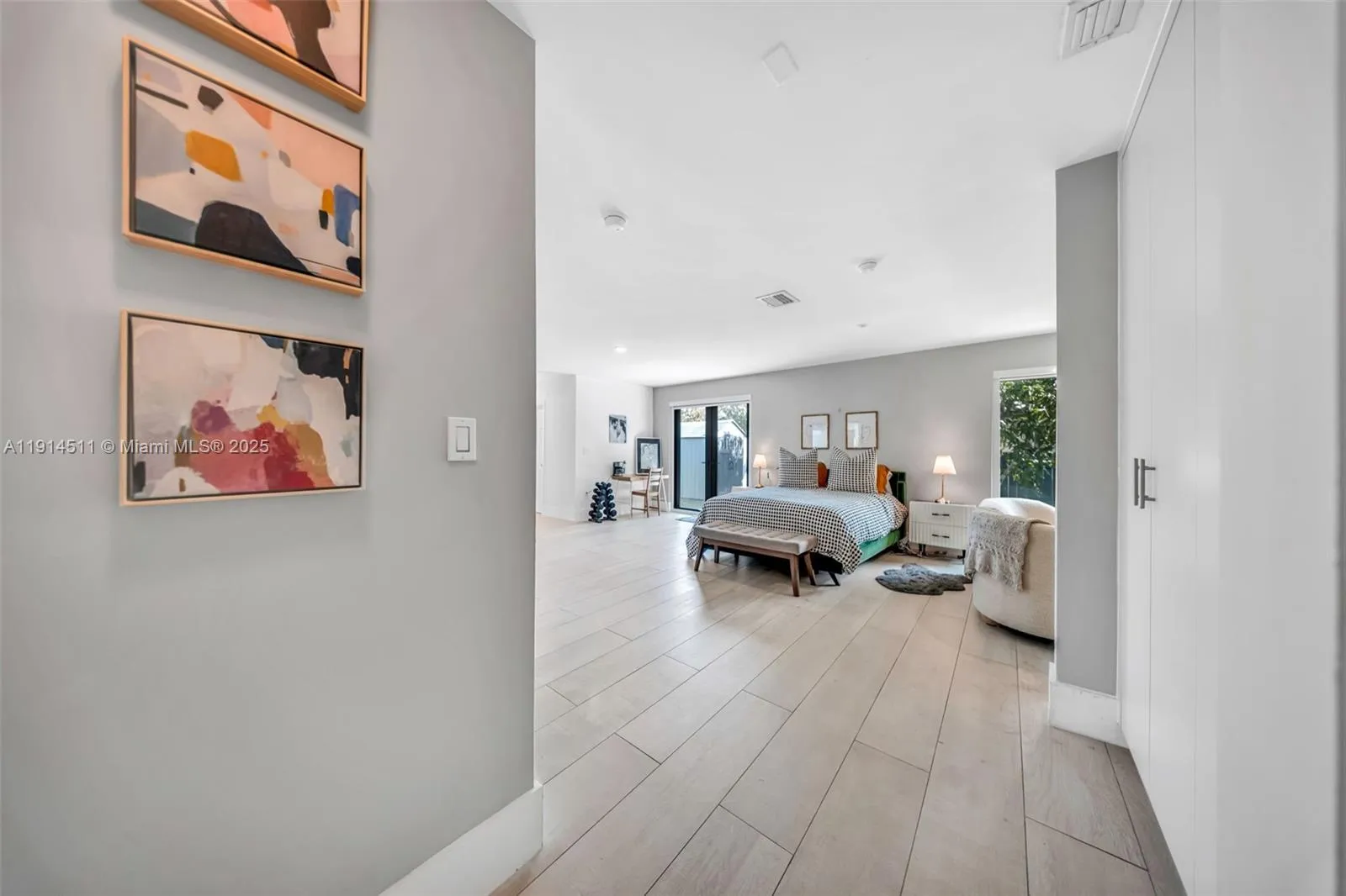 10195 Nw 26th St, Doral, Florida 33172, Doral, Florida 33172, 6 Bedrooms Bedrooms, ,4 BathroomsBathrooms,Residential,For Sale,10195 Nw 26th St, Doral, Florida 33172,A11914511