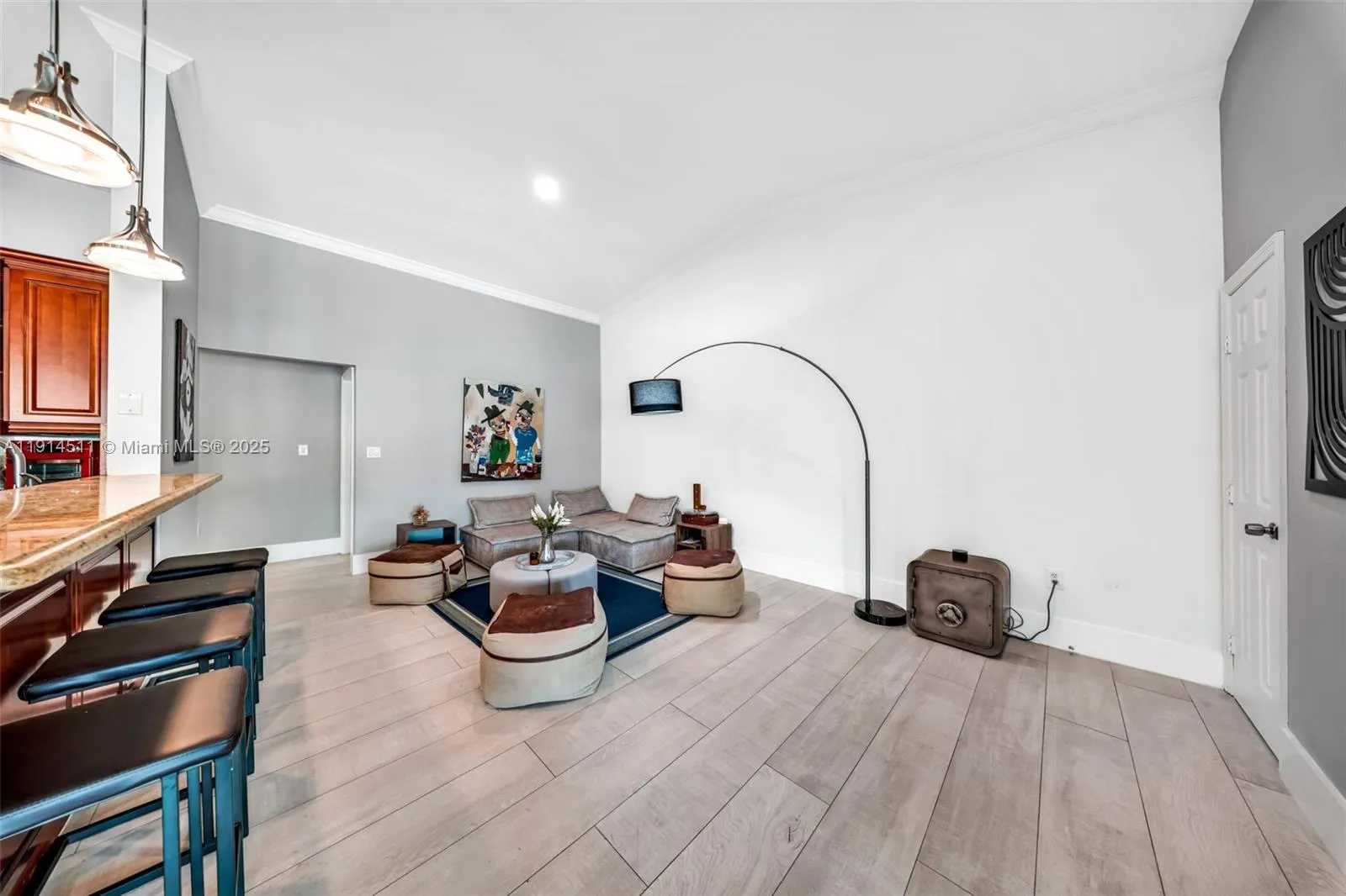 10195 Nw 26th St, Doral, Florida 33172, Doral, Florida 33172, 6 Bedrooms Bedrooms, ,4 BathroomsBathrooms,Residential,For Sale,10195 Nw 26th St, Doral, Florida 33172,A11914511