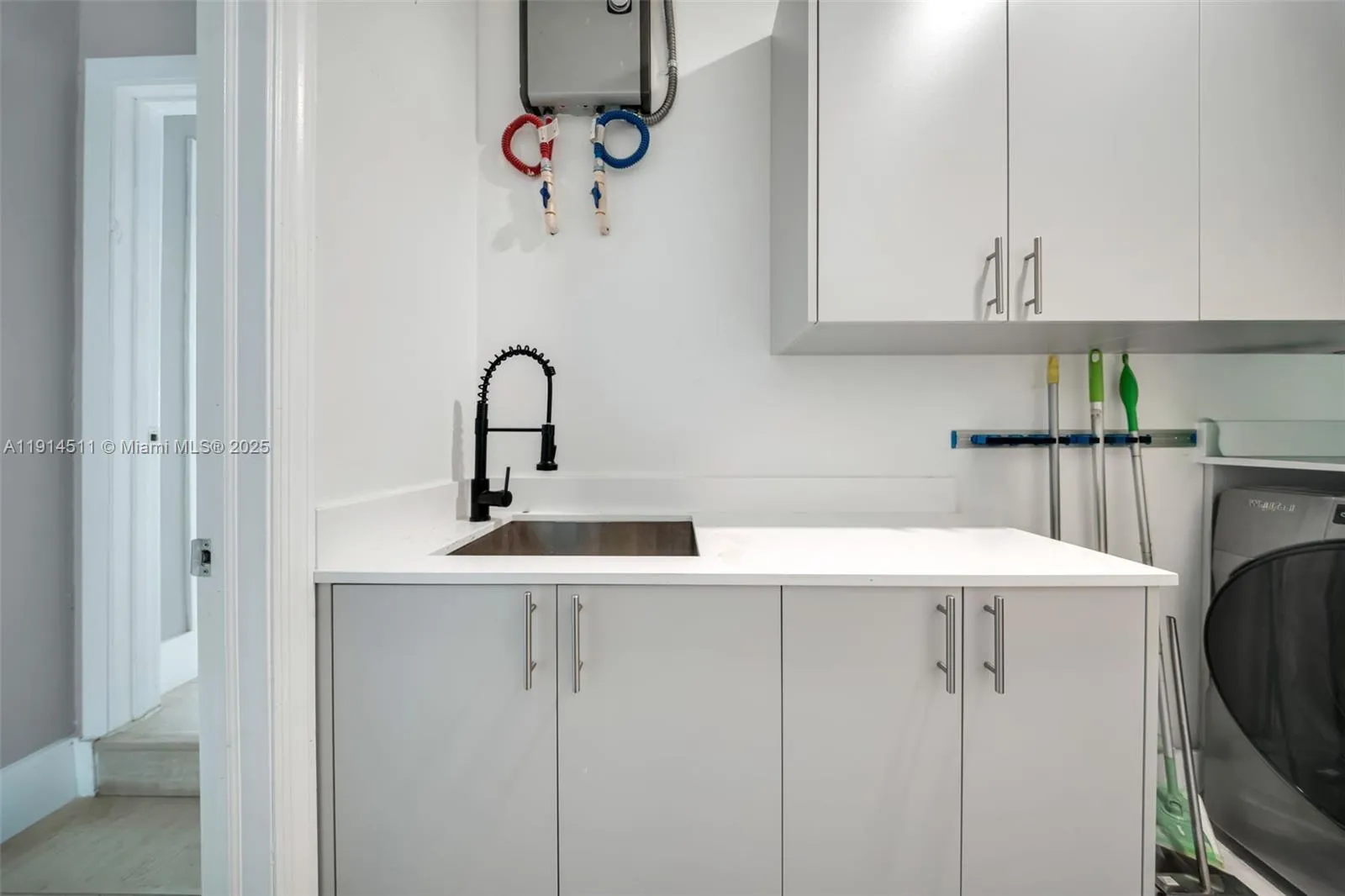 10195 Nw 26th St, Doral, Florida 33172, Doral, Florida 33172, 6 Bedrooms Bedrooms, ,4 BathroomsBathrooms,Residential,For Sale,10195 Nw 26th St, Doral, Florida 33172,A11914511