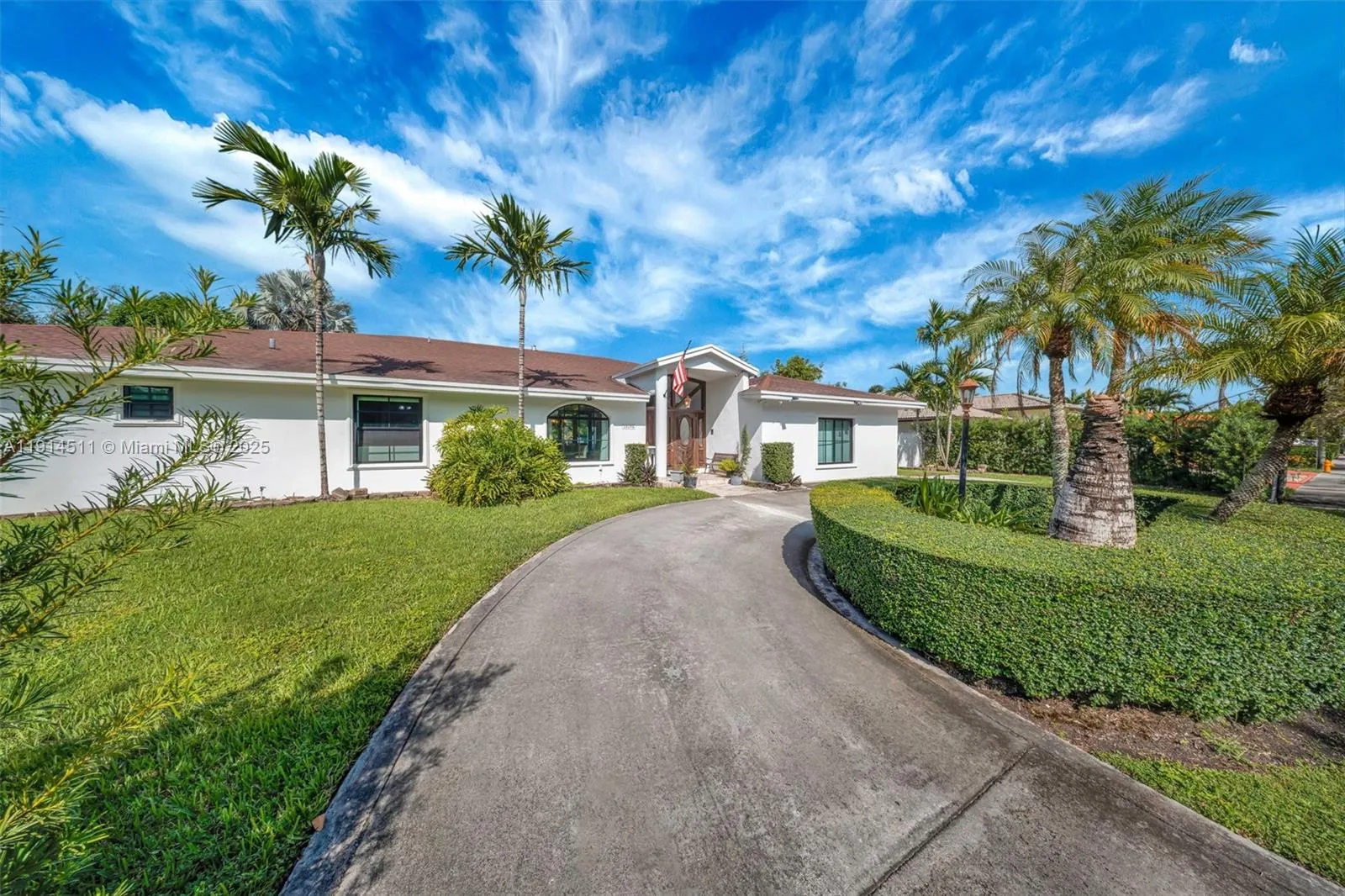 10195 Nw 26th St, Doral, Florida 33172, Doral, Florida 33172, 6 Bedrooms Bedrooms, ,4 BathroomsBathrooms,Residential,For Sale,10195 Nw 26th St, Doral, Florida 33172,A11914511