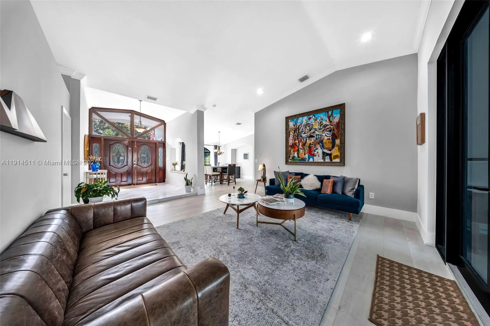 10195 Nw 26th St, Doral, Florida 33172, Doral, Florida 33172, 6 Bedrooms Bedrooms, ,4 BathroomsBathrooms,Residential,For Sale,10195 Nw 26th St, Doral, Florida 33172,A11914511