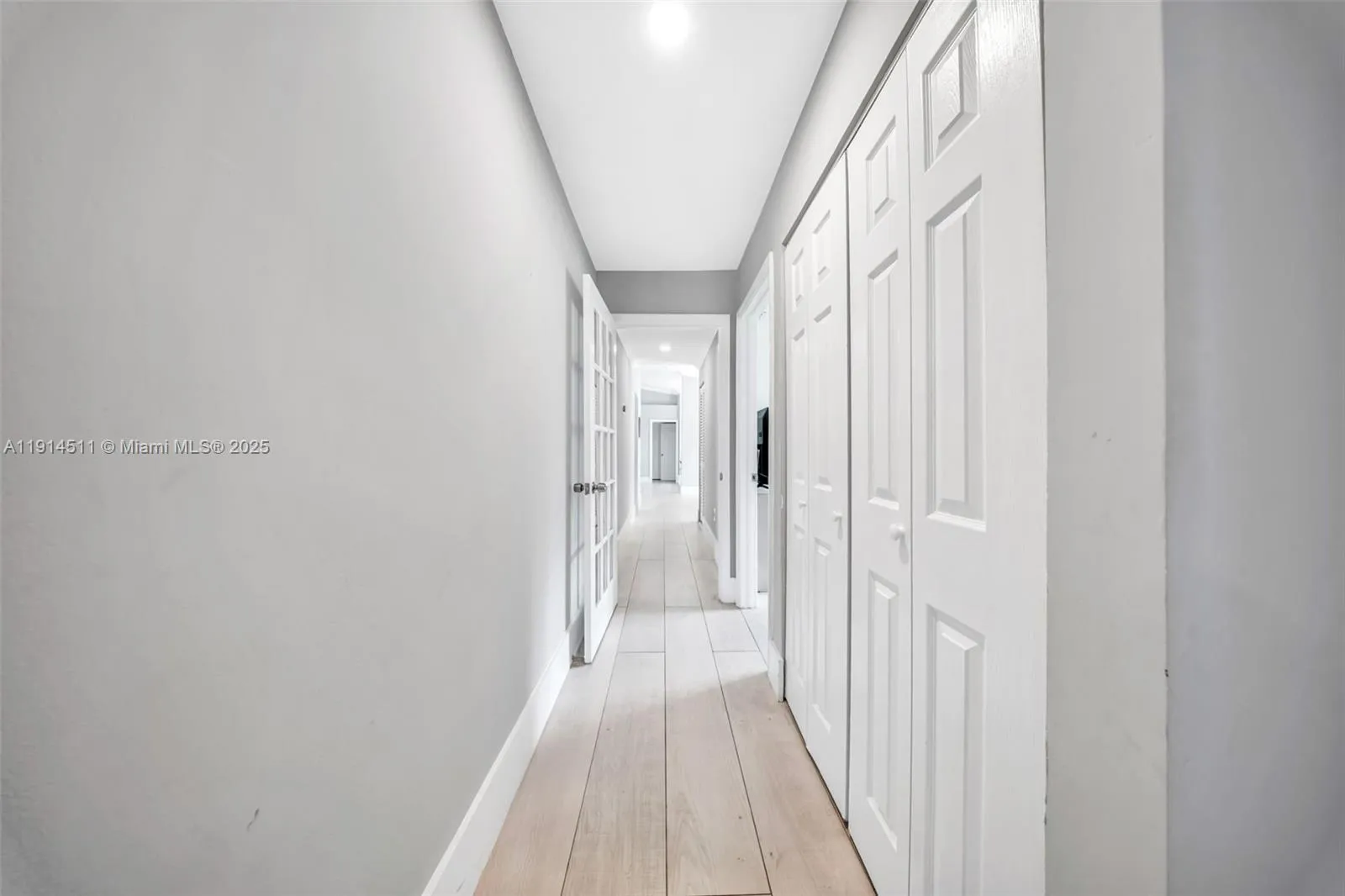 10195 Nw 26th St, Doral, Florida 33172, Doral, Florida 33172, 6 Bedrooms Bedrooms, ,4 BathroomsBathrooms,Residential,For Sale,10195 Nw 26th St, Doral, Florida 33172,A11914511