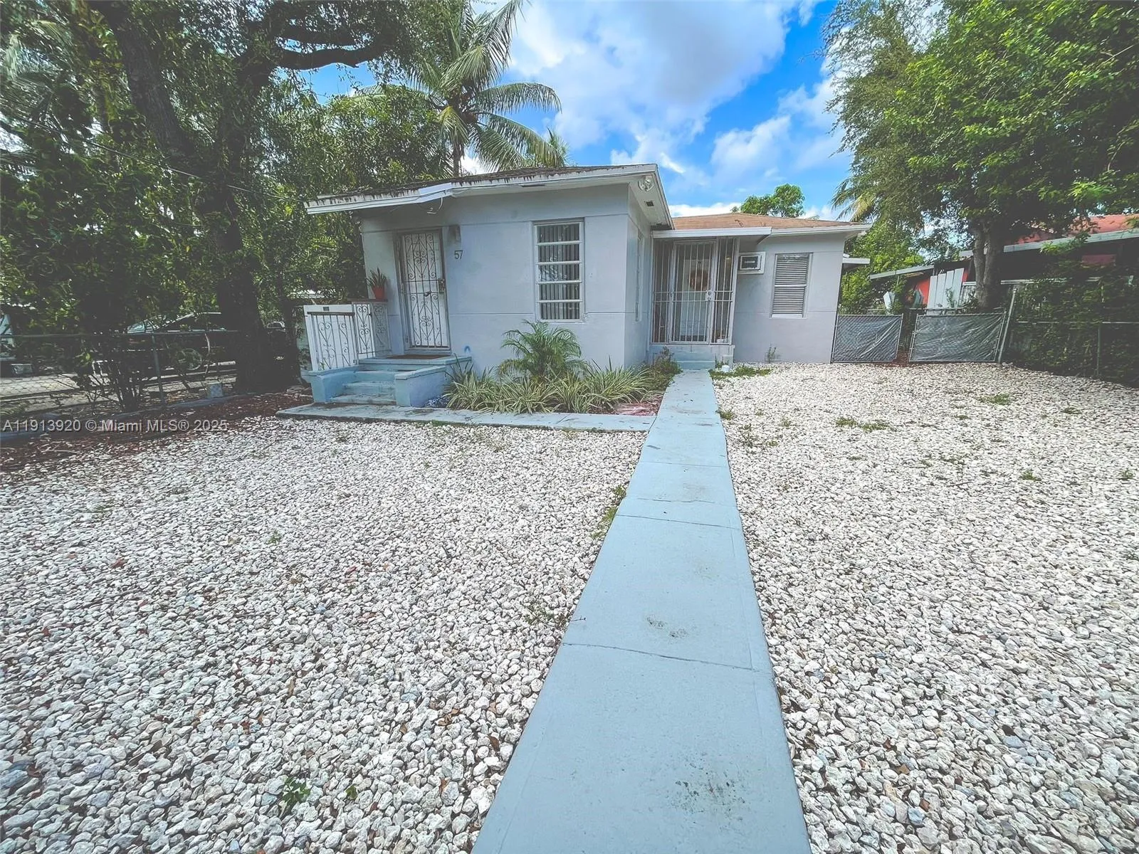 55 Nw 69th St W, Miami, Florida 33150, Miami, Florida 33150, 1 Bedroom Bedrooms, ,1 BathroomBathrooms,Residential Lease,For Rent,55 Nw 69th St W, Miami, Florida 33150,A11913920