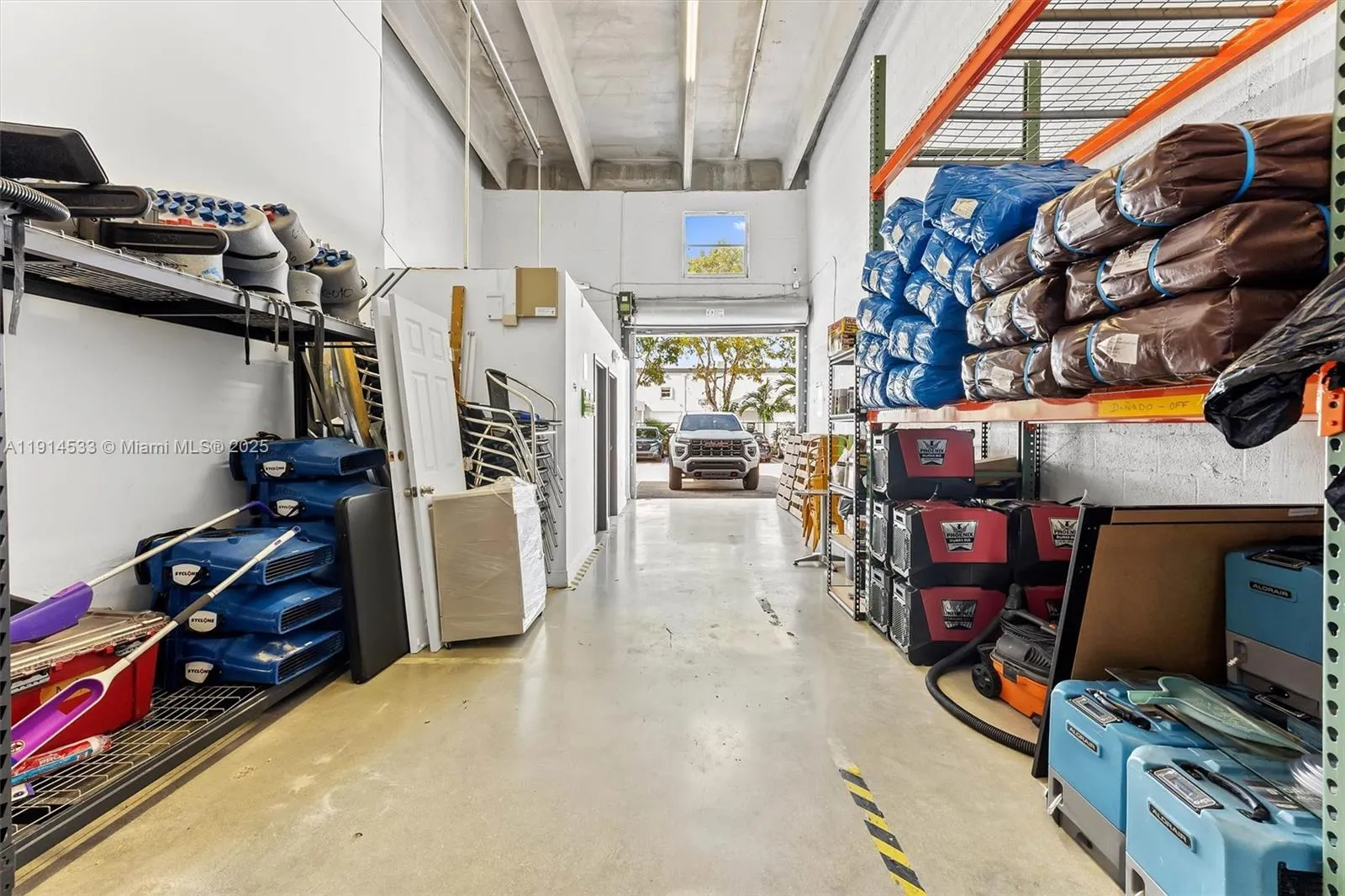 10171 Nw 58th St 6 And 7, Doral, Florida 33178, Doral, Florida 33178, ,Commercial Lease,For Rent,10171 Nw 58th St 6 And 7, Doral, Florida 33178,A11914533