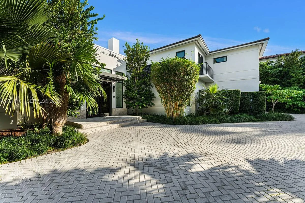 2801 Flamingo Dr, Miami Beach, Florida 33140, Miami Beach, Florida 33140, 9 Bedrooms Bedrooms, ,8 BathroomsBathrooms,Residential,For Sale,2801 Flamingo Dr, Miami Beach, Florida 33140,A11913161