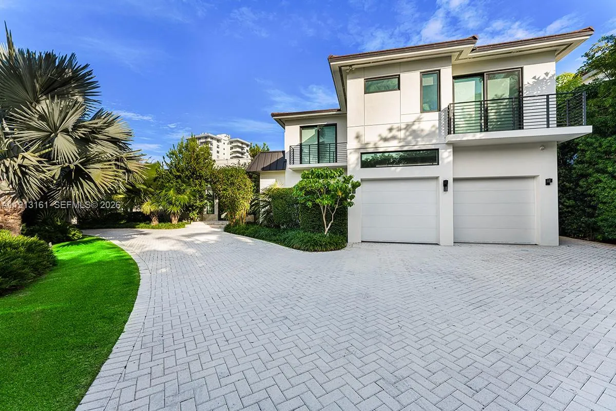 2801 Flamingo Dr, Miami Beach, Florida 33140, Miami Beach, Florida 33140, 9 Bedrooms Bedrooms, ,8 BathroomsBathrooms,Residential,For Sale,2801 Flamingo Dr, Miami Beach, Florida 33140,A11913161